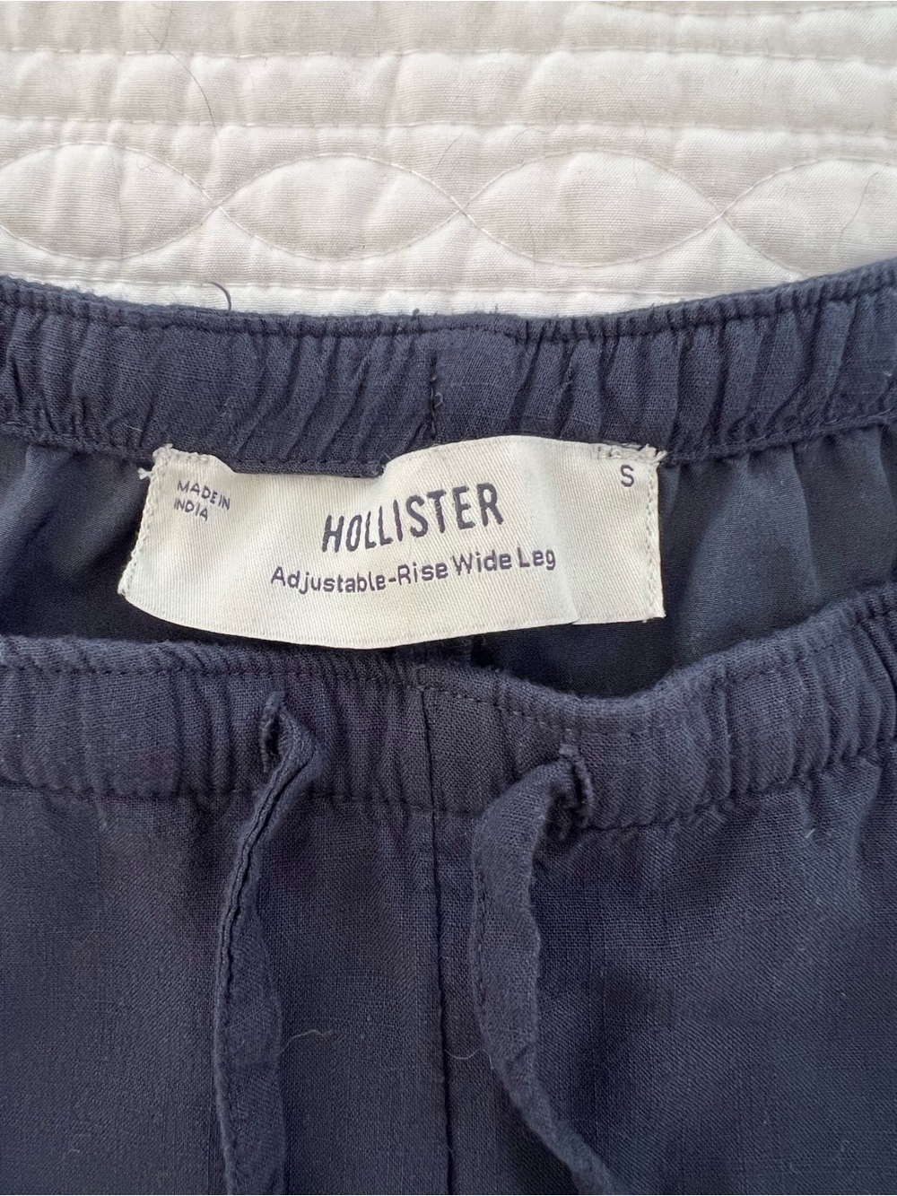 Hollister Women’s Navy Adjustable-Rise Wide Leg Sweatpants